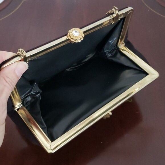Vintage Luxe Clutch Evening Bag Gold Chain Wristlet Mob Wife Bling Black - Picture 7 of 7